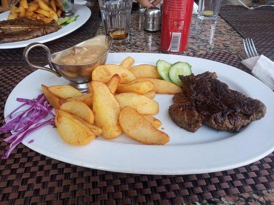 Magalina Restaurant & Bar